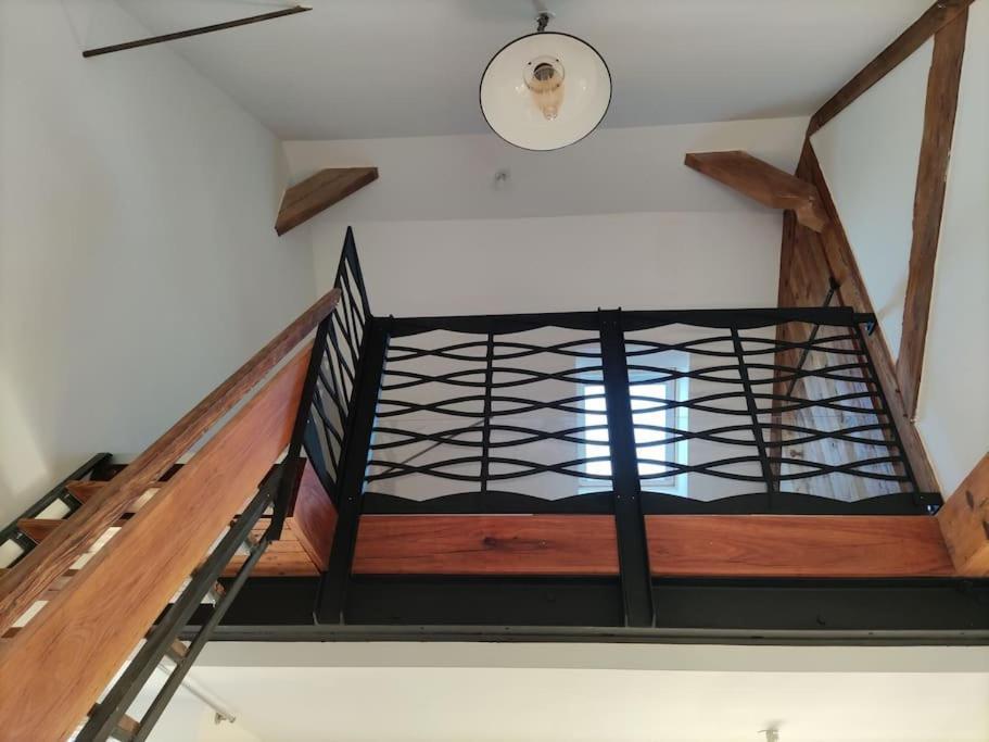 Appartement Duplex Dans Une Ancienne Usine 博普雷奥昂莫热 外观 照片